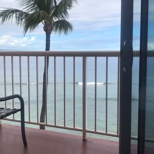 Meet your Posher, Lorri